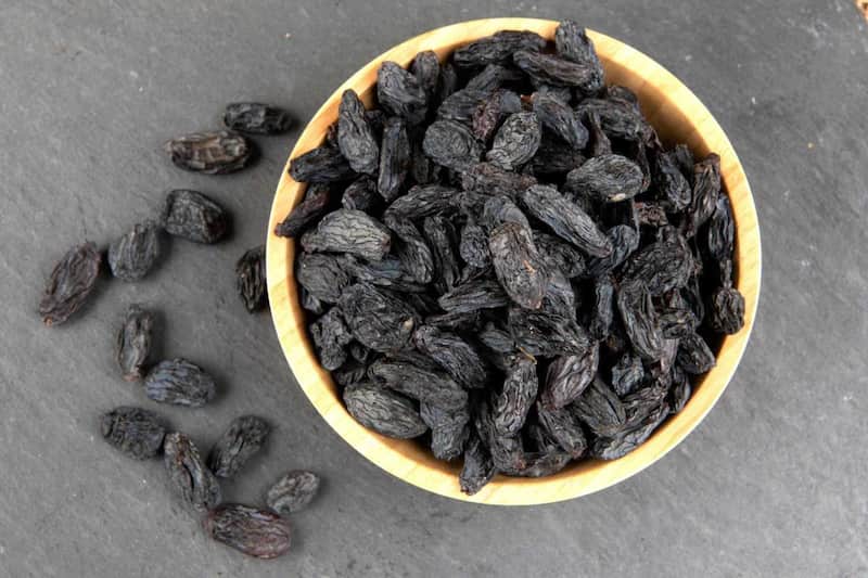 تصویر 4 از مویز سیاه بدون هسته با طعم شیرین و کیفیت ممتاز